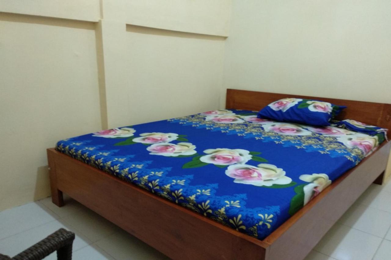 Kelapa Gading Homestay Syariah Redpartner Banyuwangi  Exterior foto